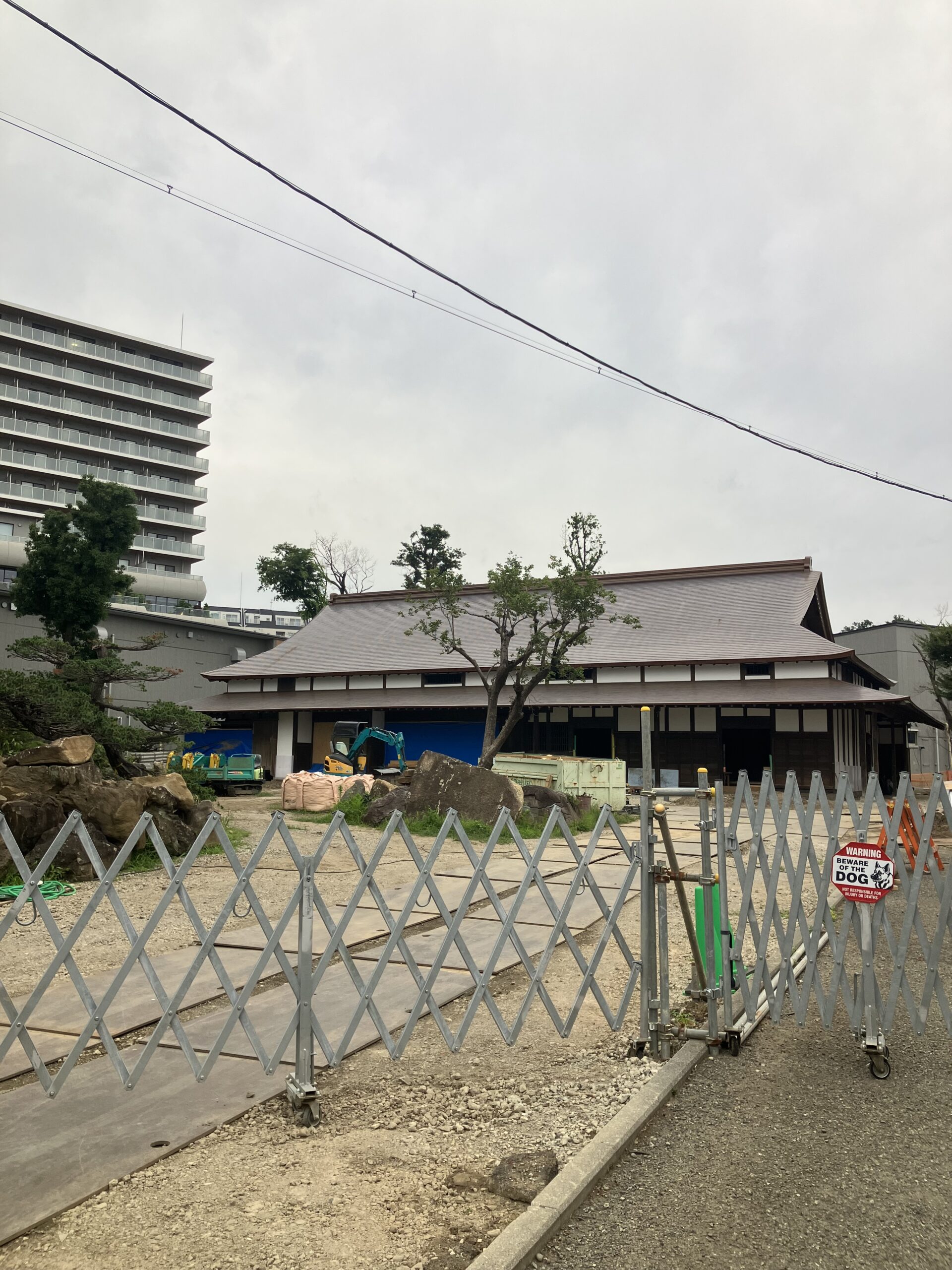 池谷家正面から。